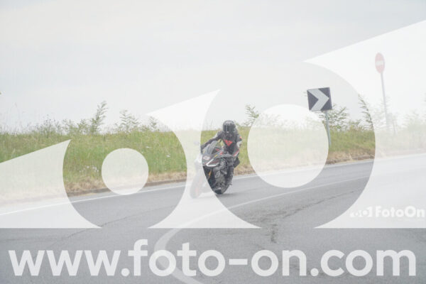<h1 class="product-title">thumb_FF108922</h1>