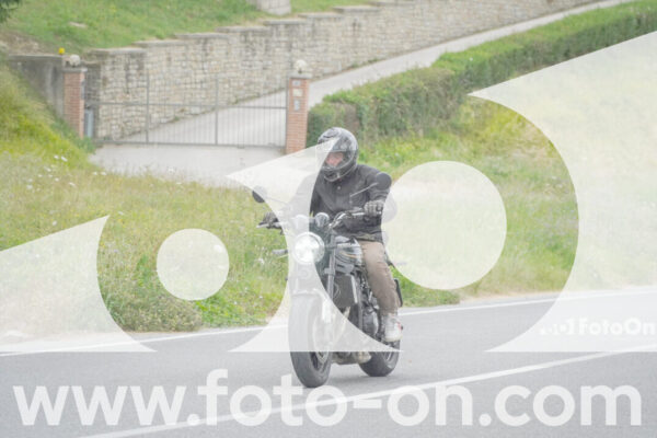 <h1 class="product-title">thumb_FF108928</h1>