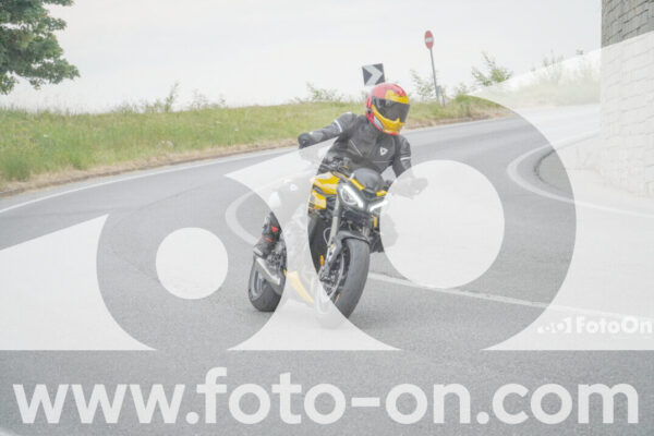 <h1 class="product-title">thumb_FF108943</h1>