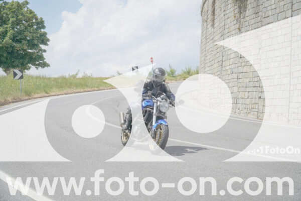 <h1 class="product-title">thumb_FF108968</h1>