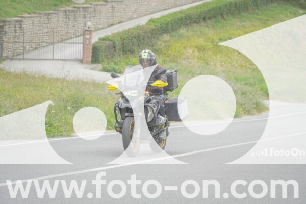 <h1 class="product-title">thumb_FF108974</h1>