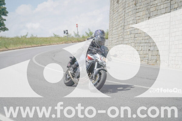 <h1 class="product-title">thumb_FF108977</h1>