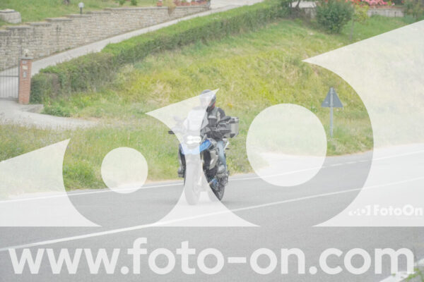 <h1 class="product-title">thumb_FF109027</h1>