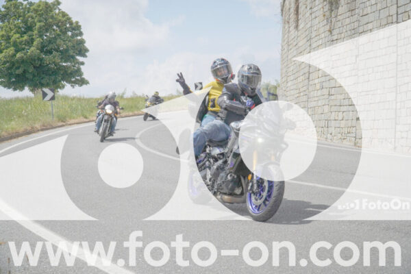 <h1 class="product-title">thumb_FF109040</h1>