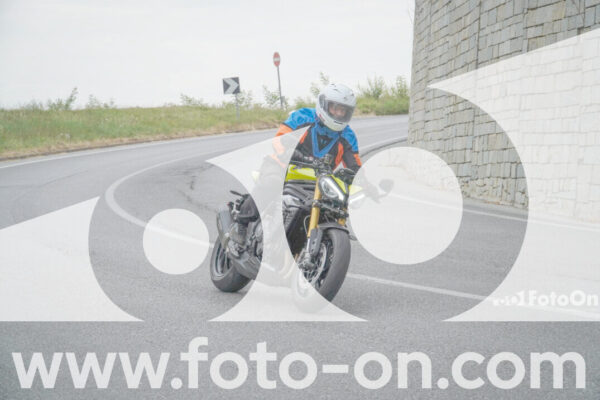 <h1 class="product-title">thumb_FF109066</h1>