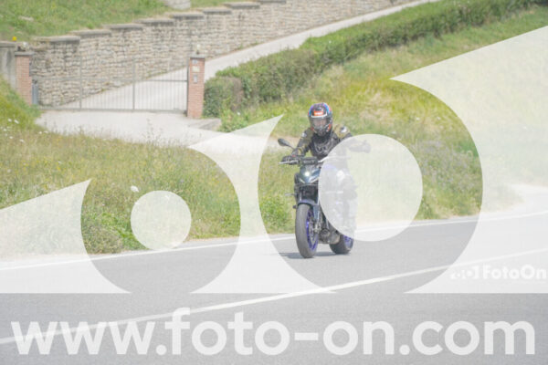<h1 class="product-title">thumb_FF109075</h1>