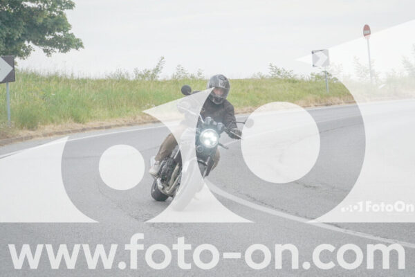 <h1 class="product-title">thumb_FF109108</h1>