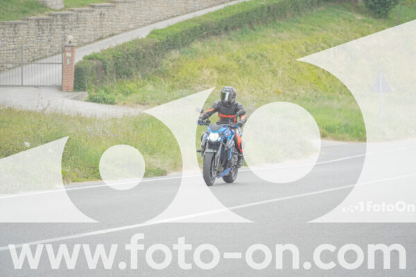 <h1 class="product-title">thumb_FF109127</h1>