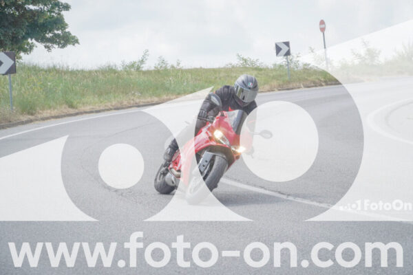 <h1 class="product-title">thumb_FF109144</h1>