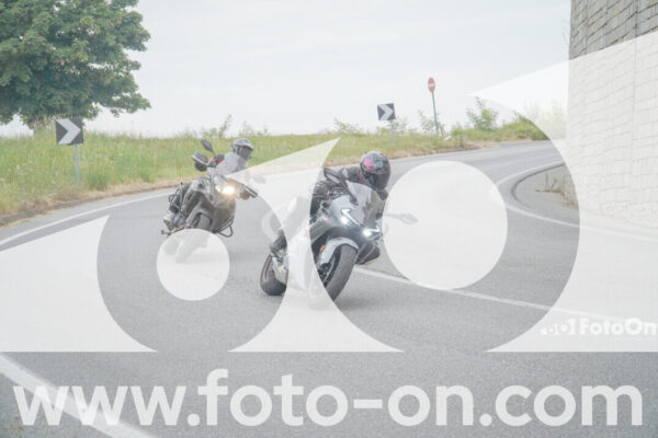 <h1 class="product-title">thumb_FF109150</h1>