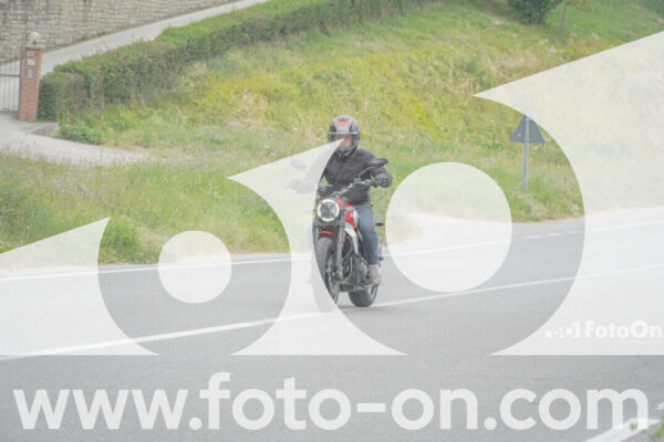 <h1 class="product-title">thumb_FF109227</h1>