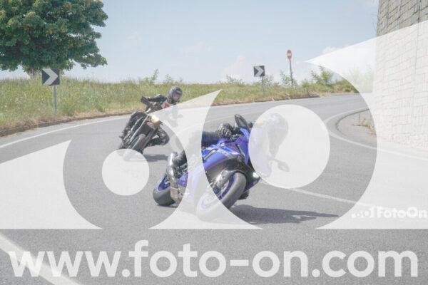 <h1 class="product-title">thumb_FF109234</h1>