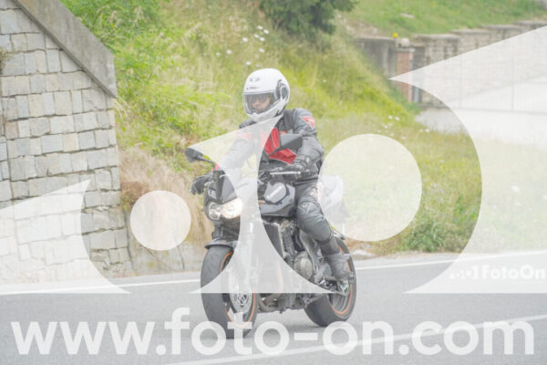 <h1 class="product-title">thumb_FF109238</h1>