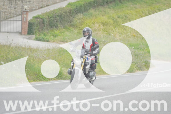 <h1 class="product-title">thumb_FF109253</h1>