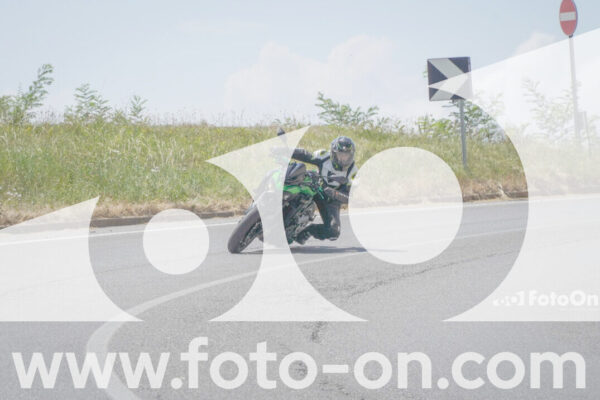 <h1 class="product-title">thumb_FF109283</h1>