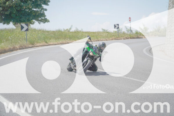 <h1 class="product-title">thumb_FF109285</h1>