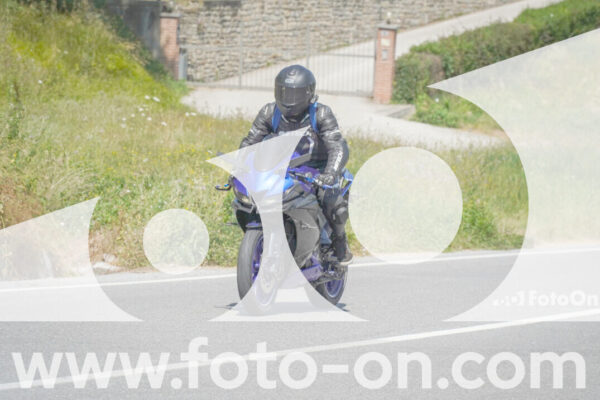 <h1 class="product-title">thumb_FF109296</h1>