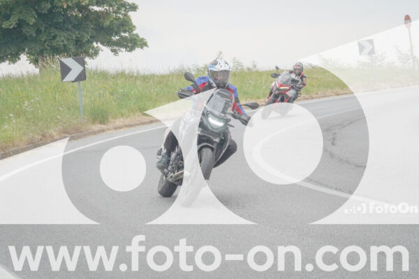 <h1 class="product-title">thumb_FF109320</h1>