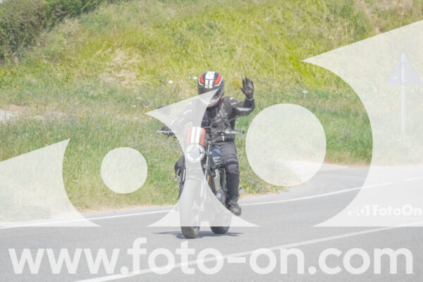 <h1 class="product-title">thumb_FF109321</h1>