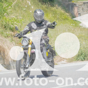 thumb_FF109325-1