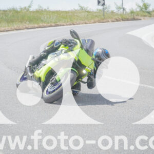 thumb_FF109371