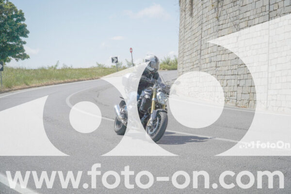 <h1 class="product-title">thumb_FF109375</h1>