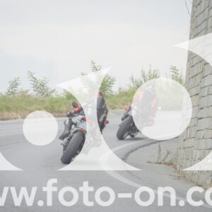 thumb_FF109377_1