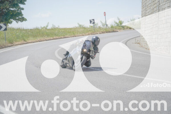 <h1 class="product-title">thumb_FF109389</h1>