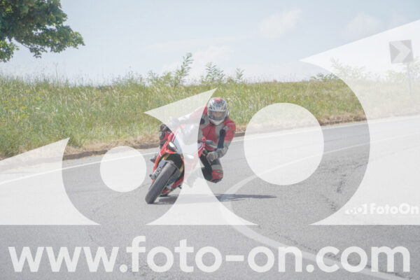 <h1 class="product-title">thumb_FF109416</h1>