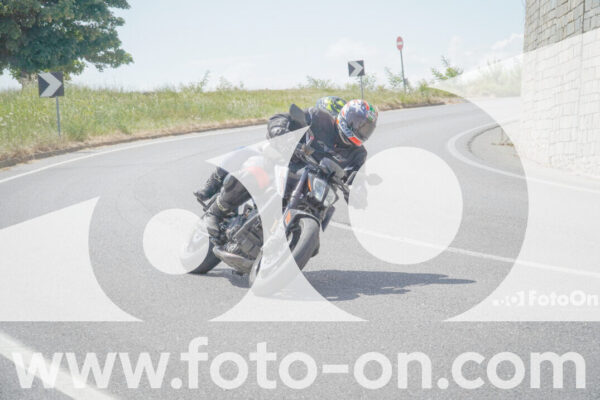<h1 class="product-title">thumb_FF109433</h1>