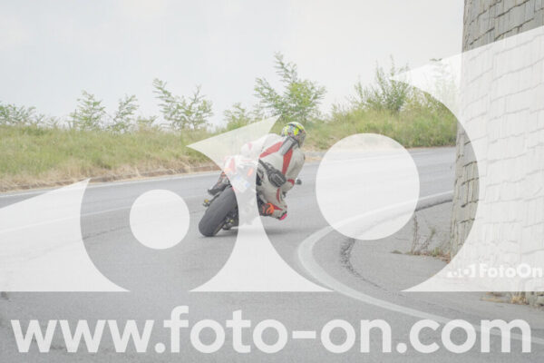 <h1 class="product-title">thumb_FF109448</h1>