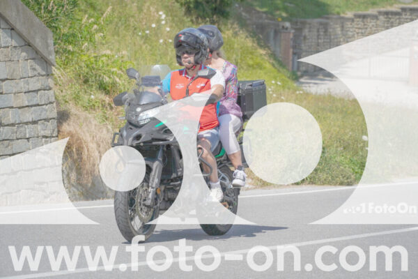 <h1 class="product-title">thumb_FF109551</h1>