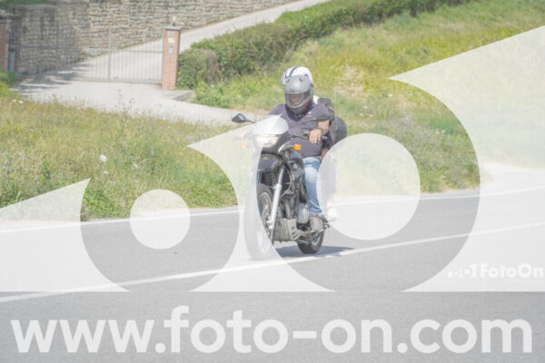 <h1 class="product-title">thumb_FF109572</h1>