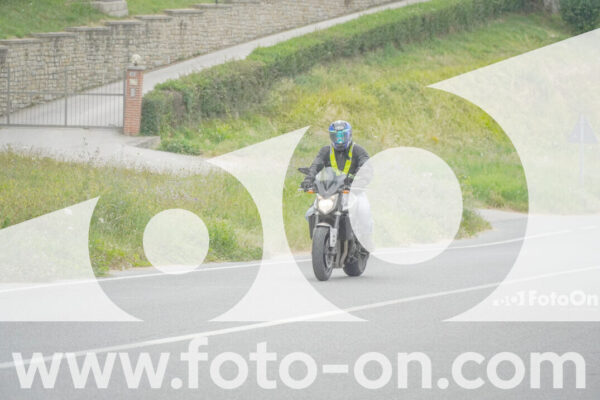 <h1 class="product-title">thumb_FF109586</h1>