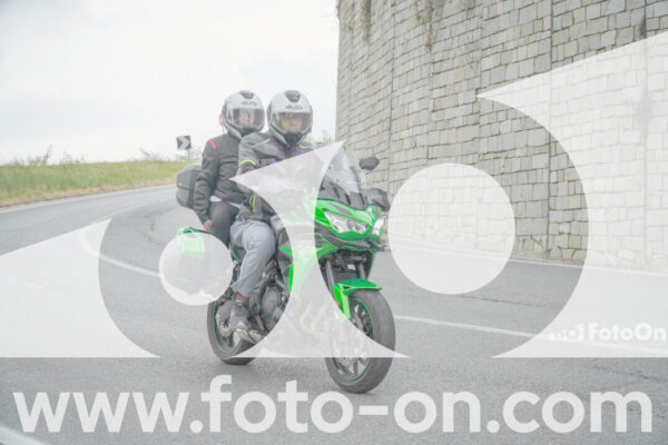 <h1 class="product-title">thumb_FF109597</h1>