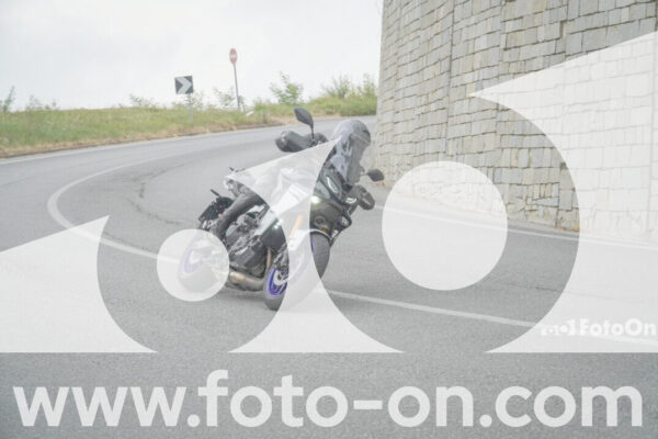 <h1 class="product-title">thumb_FF109626</h1>