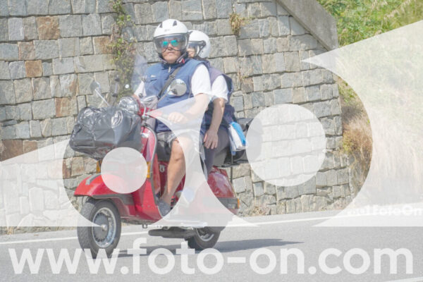 <h1 class="product-title">thumb_FF109632-1</h1>