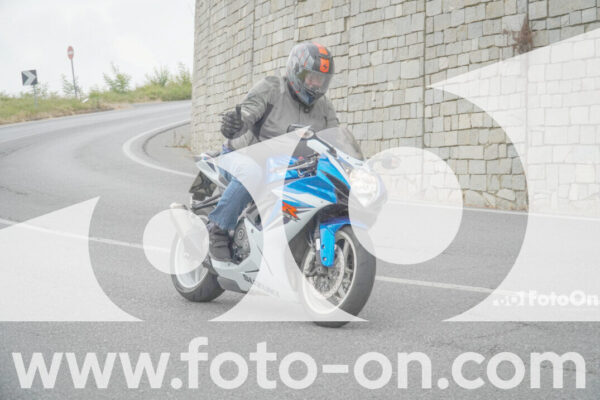 <h1 class="product-title">thumb_FF109639</h1>