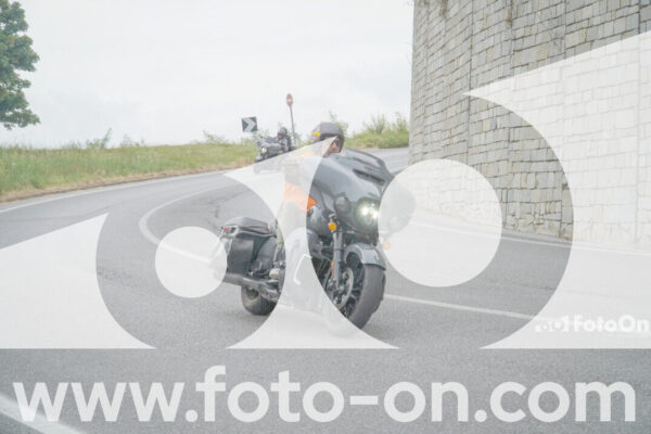 <h1 class="product-title">thumb_FF109674</h1>