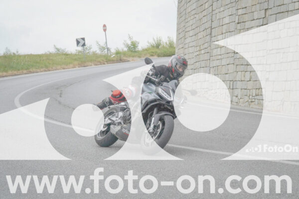 <h1 class="product-title">thumb_FF109697</h1>