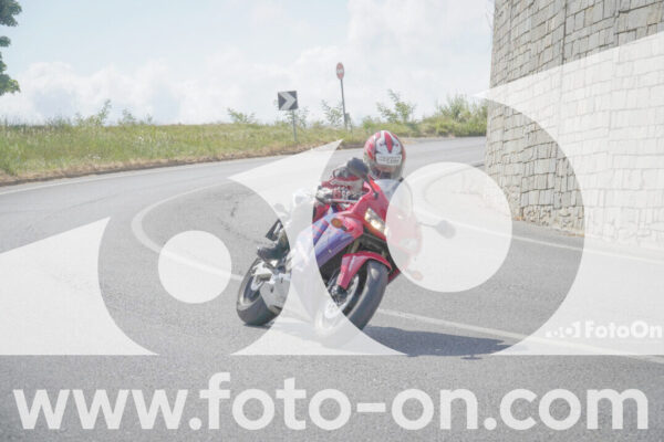<h1 class="product-title">thumb_FF109699</h1>