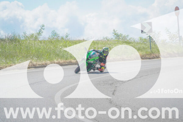 <h1 class="product-title">thumb_FF109701</h1>