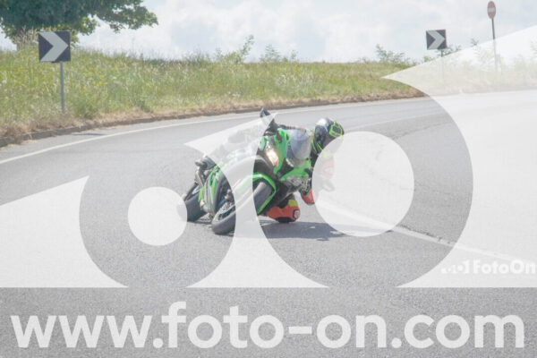 <h1 class="product-title">thumb_FF109703</h1>