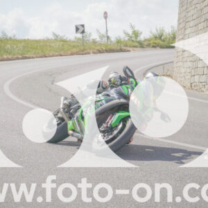 thumb_FF109705-1