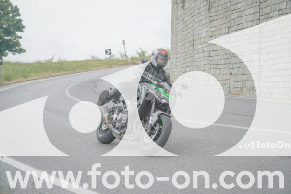 <h1 class="product-title">thumb_FF109714</h1>