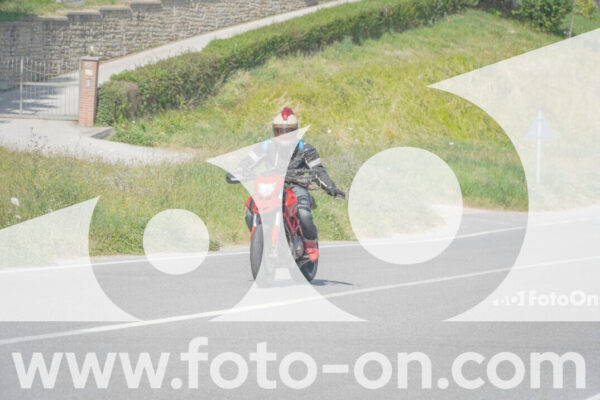<h1 class="product-title">thumb_FF109721</h1>