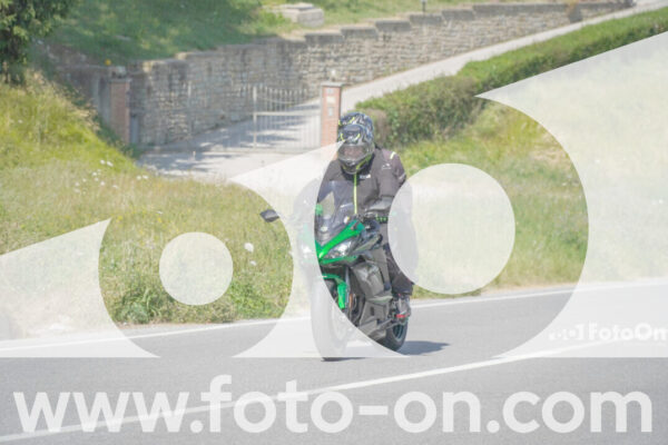 <h1 class="product-title">thumb_FF109723</h1>