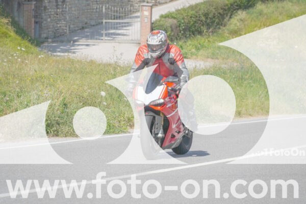 <h1 class="product-title">thumb_FF109725-1</h1>