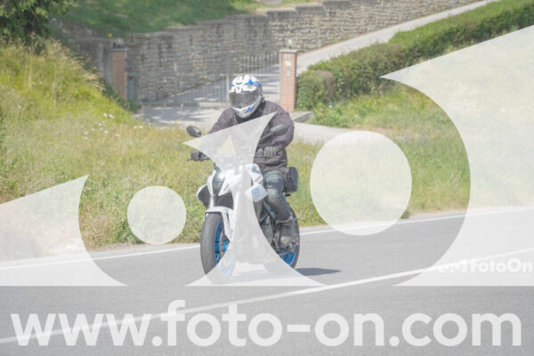 <h1 class="product-title">thumb_FF109737</h1>