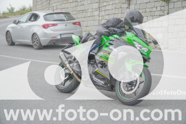 <h1 class="product-title">thumb_FF109738</h1>